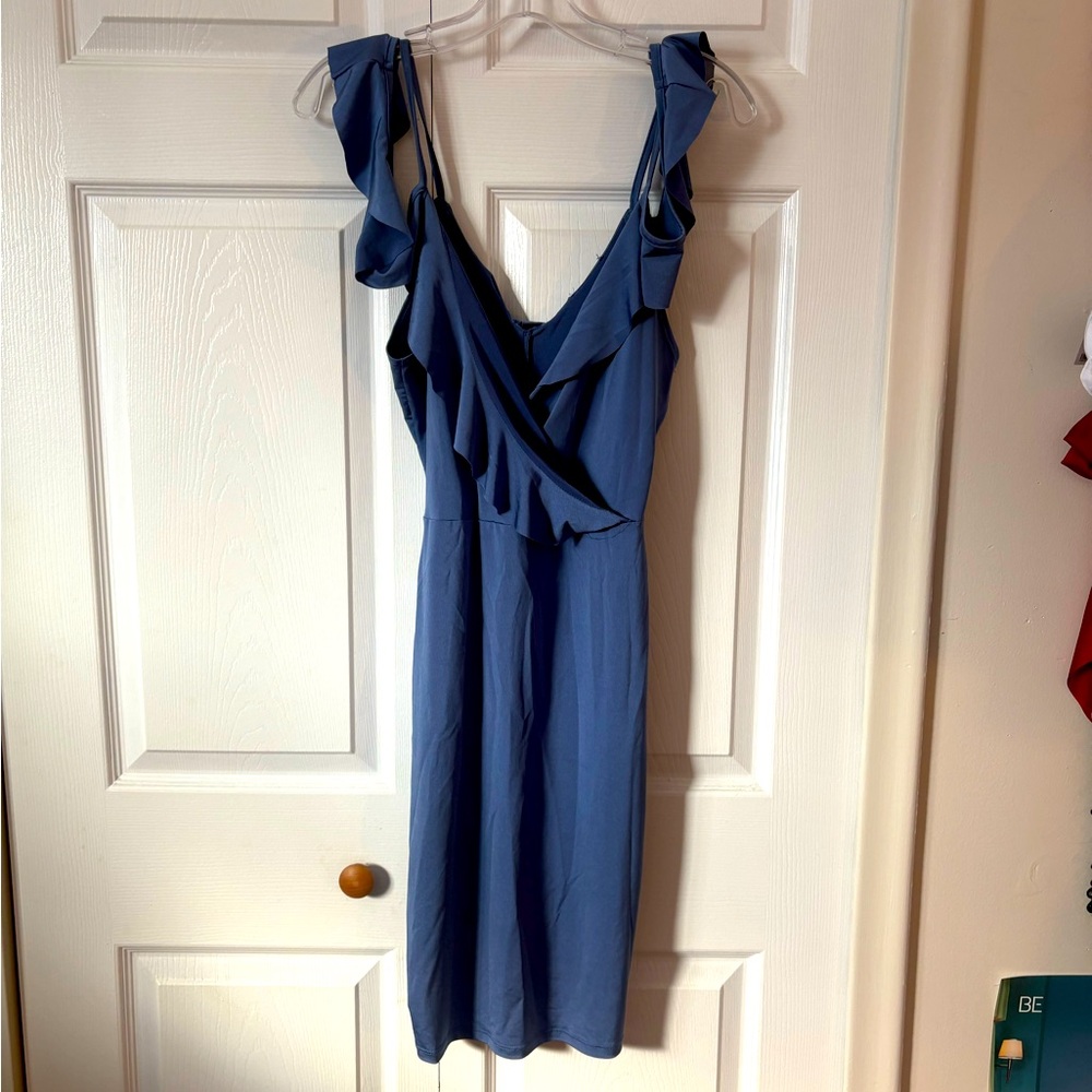 Women’s Size Small midi wedding guest dress